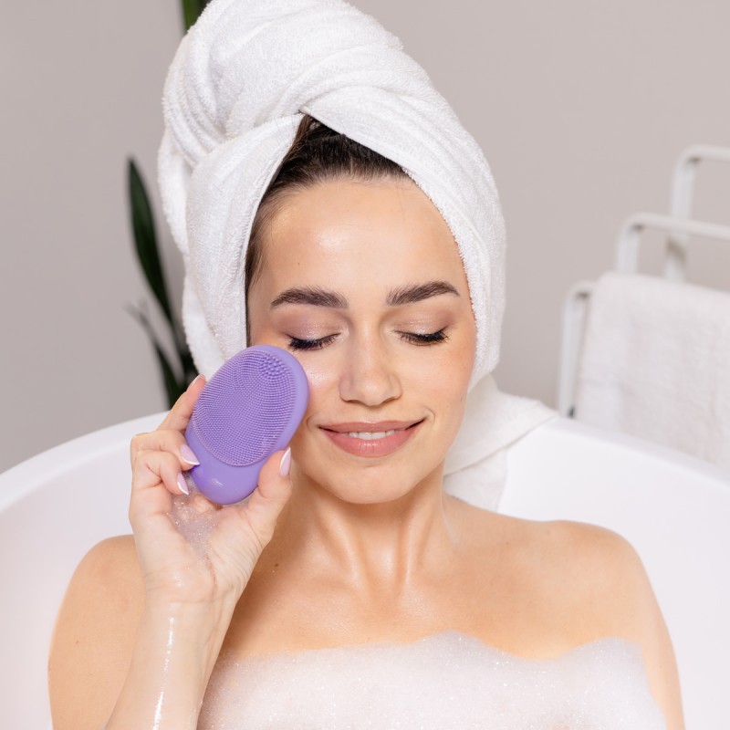 INNOGIO ΒΟΥΡΤΣΑ ΚΑΘΑΡΙΣΜΟΥ ΠΡΟΣΩΠΟΥ LED 4 ΣΕ 1